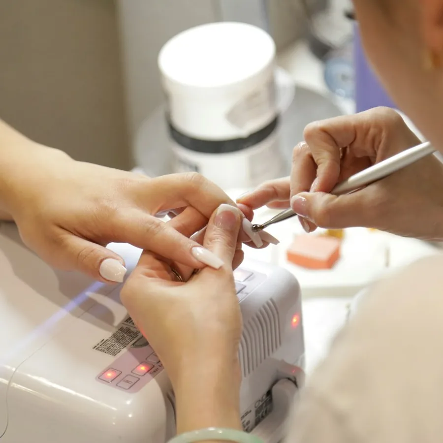 Nageldesign und Beauty bei AK Luxy Beauty Balingen